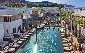 Radisson Blu Zaffron Resort, Santorini (Adults Only)